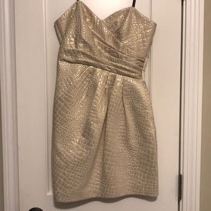 Laundry by Shelli Segal: Beautiful strapless dress